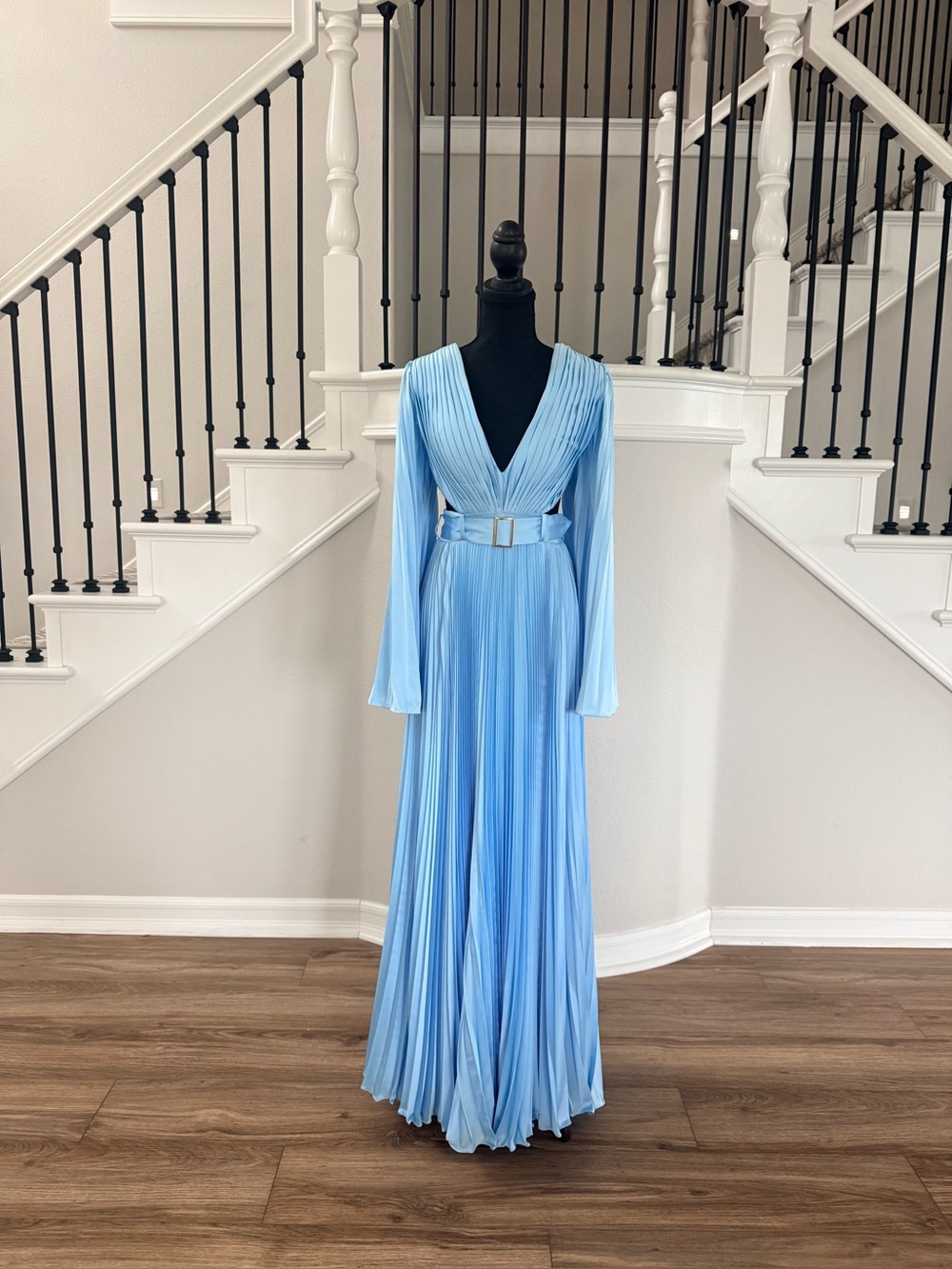 🦋$598 NWT Mac Duggal Ice Blue Pleated Satin Dress, Size 2🦋